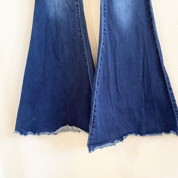 Umgee Women’s Flare Bell Bottom High Rise‎ Dark Blue Raw Hem  Women’s Jeans SZ 7 - Picture 3 of 12